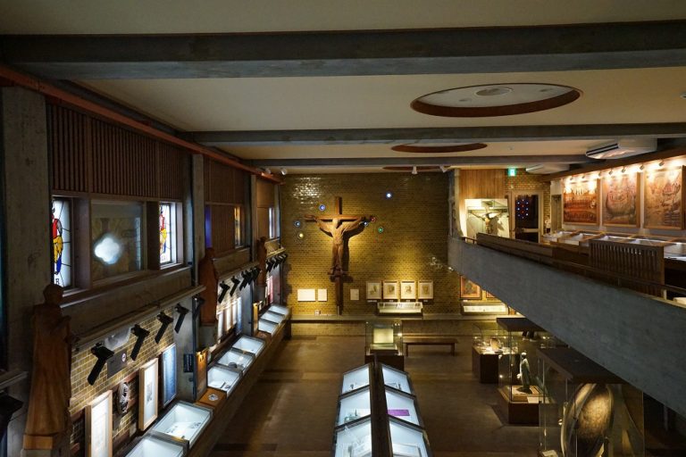 日本二十六聖人記念館(2) まっすぐな生き方をした殉教者達の栄光の間 冨田秀雄建築アトリエ