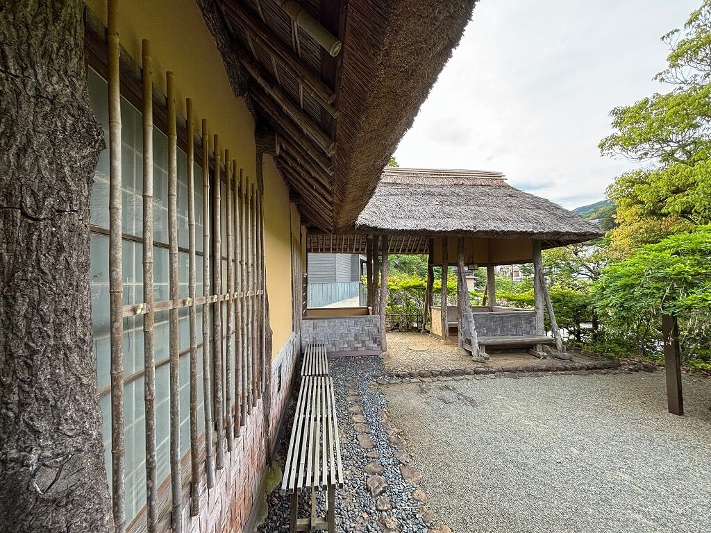 万葉邸