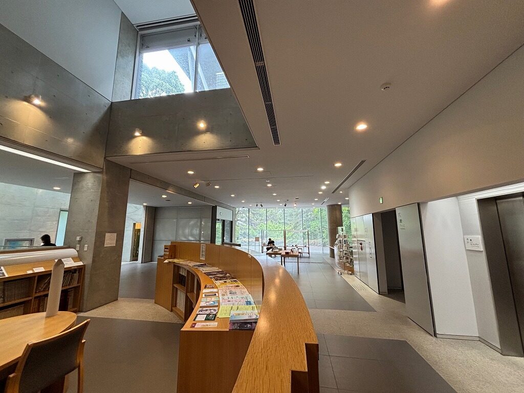 茅ヶ崎美術館
