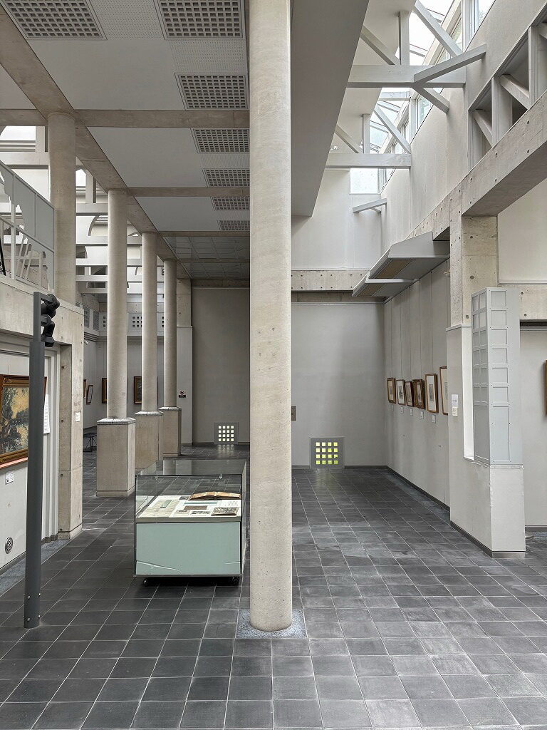田崎美術館