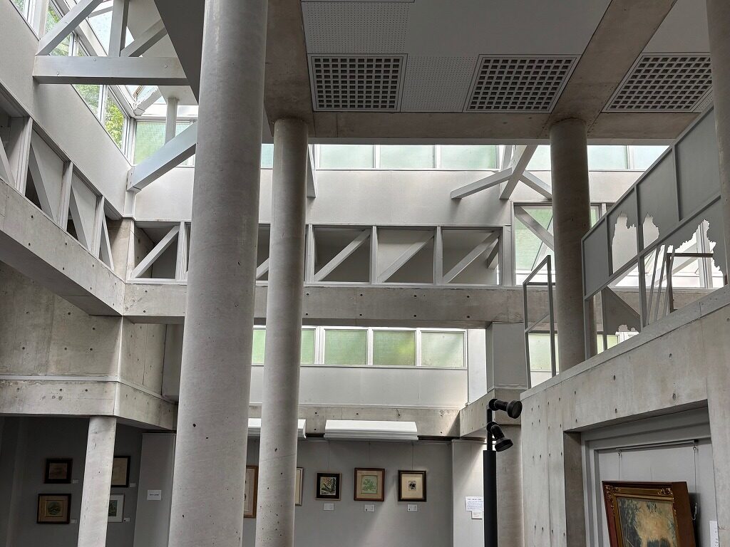 田崎美術館