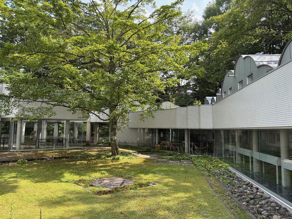 田崎美術館