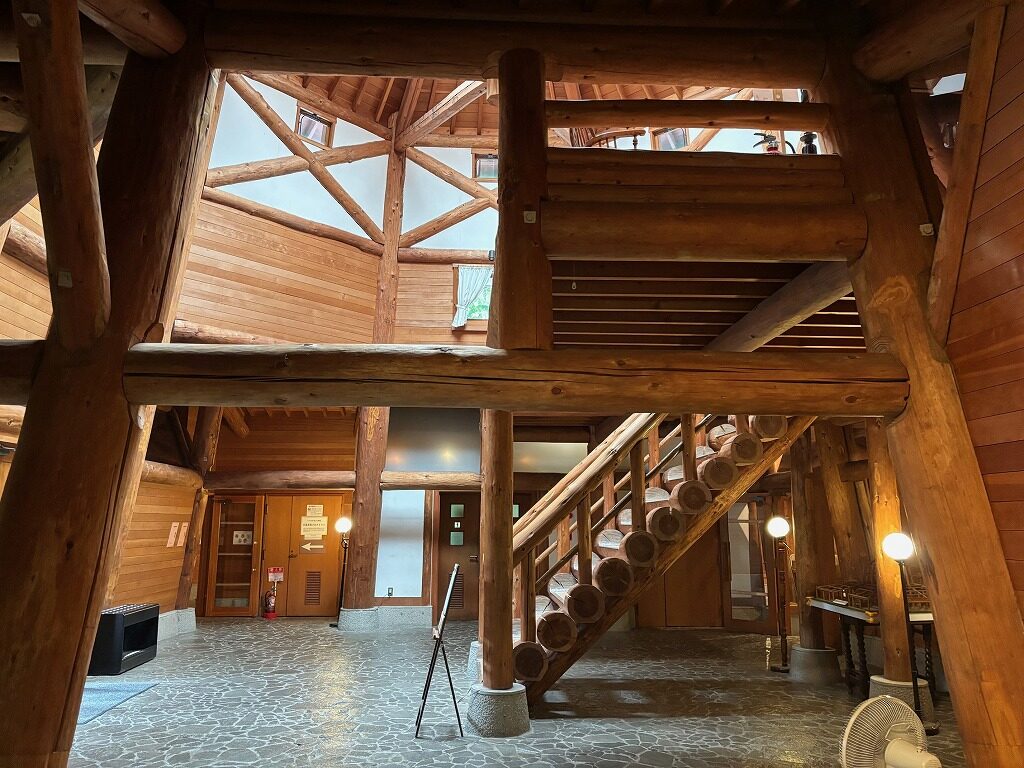 軽井沢絵本の森美術館