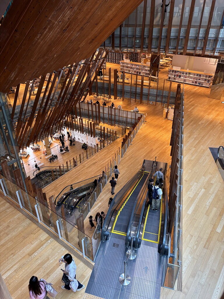 富山市ｶﾞﾗｽ美術館