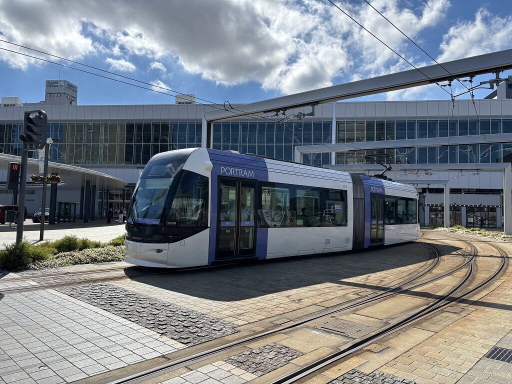 富山駅